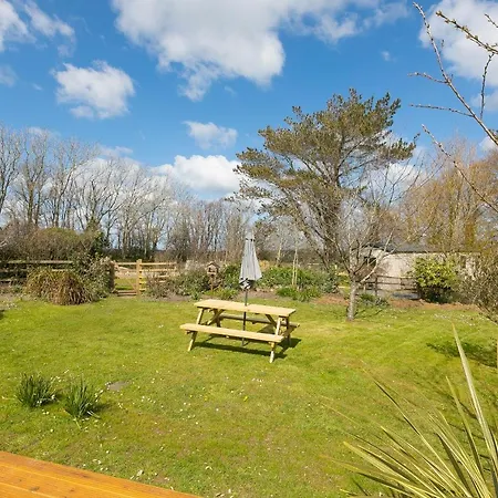 Holiday home Trewolla *